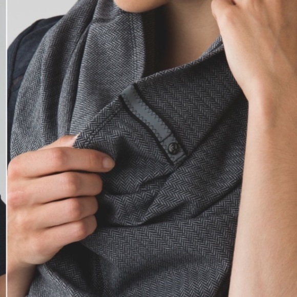 lululemon athletica Accessories - Lululemon Vinyasa Scarf Heathered Herringbone Wrap Snap Grey
